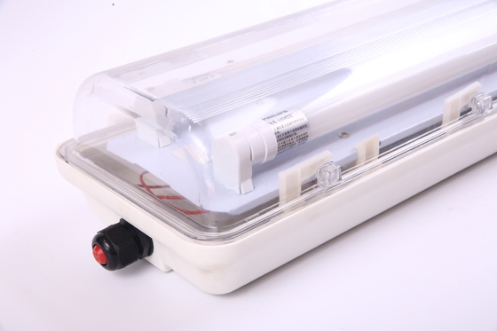 Lumière fluorescente à l'épreuve des explosions en mer Tube LED T8, 2 pieds / 4 pieds (0,6 m / 1,2 m), luminaire ignifuge pour les zones dangereuses