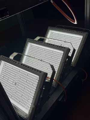 Lumière à éclairage LED à résistance à l'explosion ampoules d'éclairage à LED de 10 à 400 watts angle de rayon LED de 120 degrés ATEX/IECEx