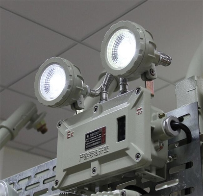 2*4,5w double phare d'urgence murale monté ATEX LED à l'épreuve de l'explosion lumière d'urgence pour les endroits dangereux