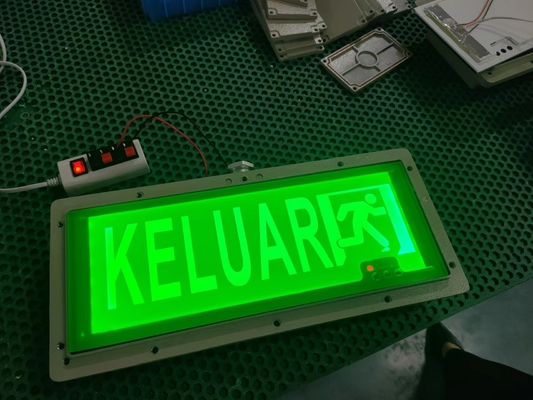 Luminaires de sortie de secours antidéflagrants compacts OEM – IRC ≥70, certifiés ATEX / IECEx / RoHS / CNEX / ISO9001, conception personnalisable pour zones dangereuses
