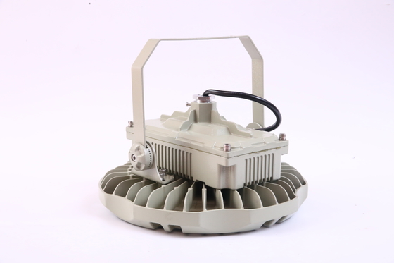 Le moteur est équipé d'une lampe à l'épreuve d'explosion de 3000K - 5700K avec une puce CREE et une longue durée de vie de 50000 heures.
