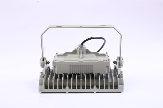 GYD9704,Lumière de crue étanche à l'explosion,EAC,ATEX,IP66,WF2,utilisée pour les zones 2 et 21,22L'industrie des mines de pétrole et de gaz, 100 à 277 V, 130 Lm/w, 250 W