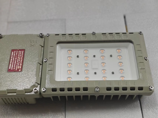 100W - 200W projecteur LED à haute résistance aux explosions certifié IECEx ATEX CNEX