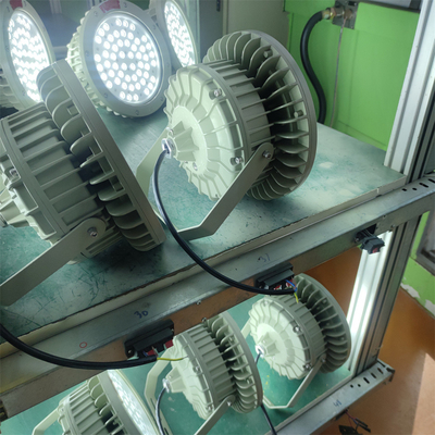 Projecteur industriel LED antidéflagrant 150W ATEX Div 1, étanche aux flammes, 180lm/w, WF2, pour raffinerie marine, alimenté par des puces LED CREE