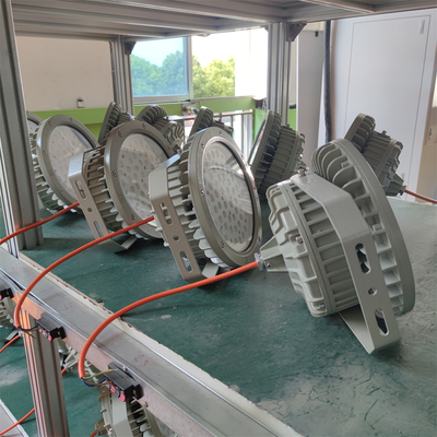 Éclairage à haute vitesse à haute résistance à l'explosion ATEX LED 150Watt 120lm/w Pour le terminal du port maritime offshore