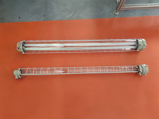 Équipement lumineux fluorescents à l'épreuve des explosions certifié ATEX pour les zones dangereuses