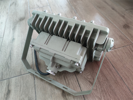 Lumière LED anti-explosion extérieure IP66 WF2 Pétrole industriel pétrochimique utilisé 170lm/w 150watt