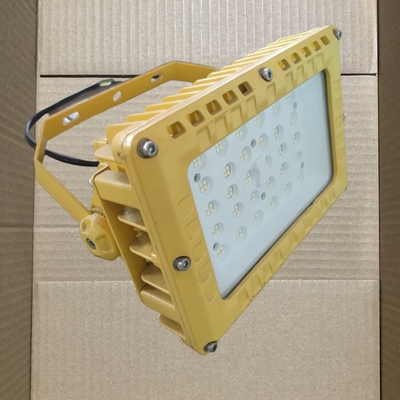 180lm/w CREE LED éclairage à l'épreuve de l'explosion lampe à incandescence 3000/4000/5000K IP66 WF2 ATEX certifié