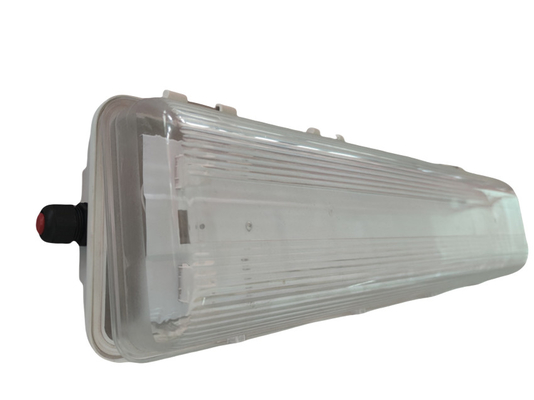 Lampes à haute résistance à l'explosion IP66 Lumière LED linéaire Lampes ignifuges WF2 pour zones dangereuses 100lm/w