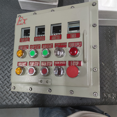 Rating ATEX CNEX Ex d boîtier à panneau ignifuge IP66 WF2 pour zone dangereuse avec entrée de câble personnalisée 295Vac