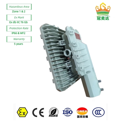 Lumières LED de rue à étanchéité expréhensible de type ATEX WF2 IP66 perles CREE Pour la zone 1 champ pétrolier/marine 180lm/w 295≤V