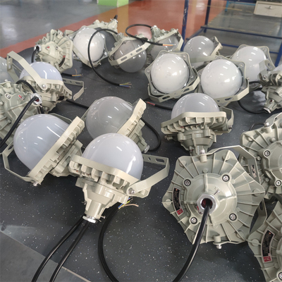 Plateforme d'explosion Lampes lumineuses LED avec protection ATEX IP66 Serveur OEM 100lm/w