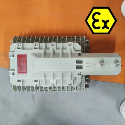 Ex d ATEX LED Lumière carré résistante aux explosions 4000K Dimmable 90-295V pour l'éclairage industriel EPC avec protection IP66 OEM disponible 50-250watt
