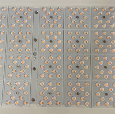 ATEX 220V 380V éclairage à l'épreuve des explosions LED de qualité marine en aluminium IP66 WF2 pour l'industrie pétrolière et gazière
