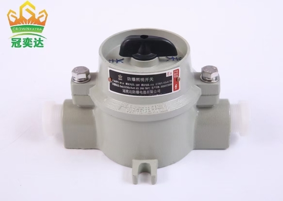 Commutateur anti-explosion monté en surface pour la tension 220V/380V et la protection IP66 dans des environnements dangereux