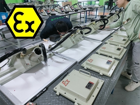 ATEX IECEx Éclairage solaire à LED résistant à l'explosion Éclairage de rue LED ignifuge Aluminium de qualité marine