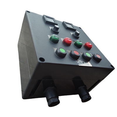 Station de contrôle anti-explosion 220V ATEX homologuée GRP anti-corrosion IP66 WF2 Montage vertical suspendu pour l'environnement dangereux Zone1 Zone2