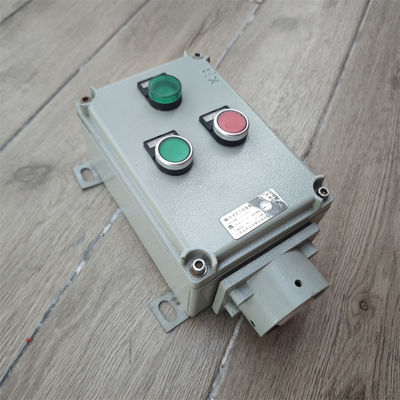 220V ATEX Ex Db IIC T6 Gb Station de commande à l'épreuve de l'air Facile à installer Convient pour la production
