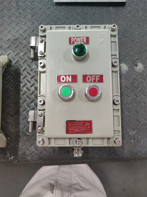 10A Exd Station de contrôle anti-explosion ATEX Classifiée pour les câbles d'aluminium de qualité marine G3/4&quot; 220VAC 380VAC Pour ZONE1 Classe1 Zone dangereuse