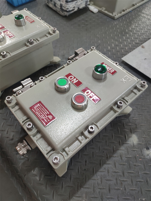 10A Exd Station de contrôle anti-explosion ATEX Classifiée pour les câbles d'aluminium de qualité marine G3/4&quot; 220VAC 380VAC Pour ZONE1 Classe1 Zone dangereuse