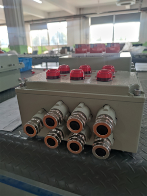Panneaux de commande à l'épreuve des flammes à l'épreuve des murs à tension nominale personnalisable ATEX CNEX Certification ISO9001 pour la solution marine de gaz pétrolier