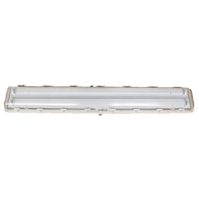 120-140° Angle de faisceau Éclairage fluorescent à l'épreuve de l'explosion IP66 WF2 Niveau de protection 50000 heures Durée de vie