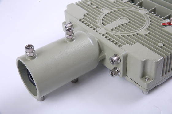 Projecteur LED extérieur antidéflagrant IP66 certifié ATEX IECEx CNEX Idéal pour les plateformes offshore, les raffineries et les sites dangereux