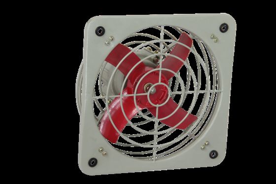 Ventilateur d'échappement ignifuge industriel. Certifié IECEx. Système de ventilation de stockage chimique et de raffinage de pétrole.