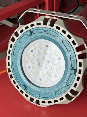 L'éclairage à haute résistance à l'explosion à LED à 100W-240W certifié ATEX IECEx IP66