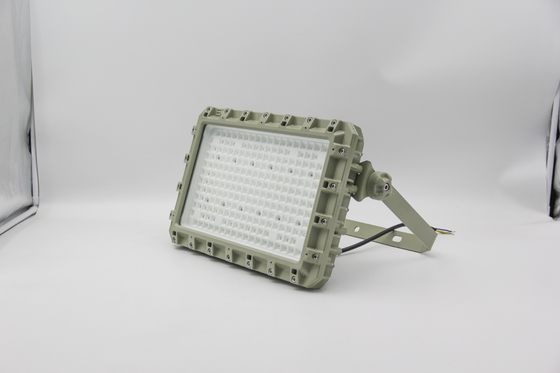 Projecteur LED antidéflagrant certifié ATEX/IECEx – 160 lm/W, IP66, Durable pour les zones pétrolières et gazières