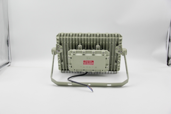 Projecteur LED antidéflagrant certifié ATEX/IECEx – 160 lm/W, IP66, Durable pour les zones pétrolières et gazières