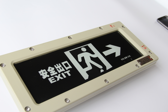 Lumière de sortie de sécurité à LED ultra lumineuse pour la plateforme de la plateforme pétrolière.