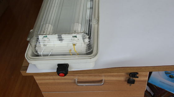 Lumière linéaire à l'épreuve d'explosion de la série BYS avec triple certification ¢ Armature LED pour zones dangereuses homologuée ATEX/IECEx/CNEX, IP66, garantie de 5 ans, puissance et taille personnalisables