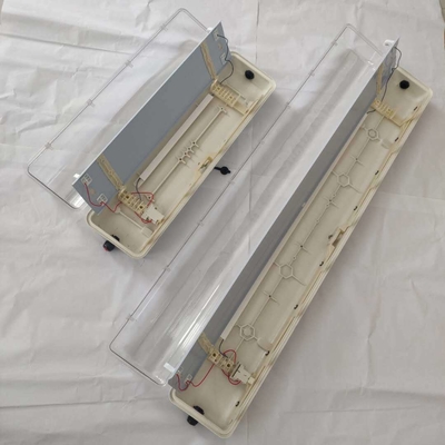 Lumière LED linéaire antidéflagrante ATEX/IECEx/CNEX durable de 0,6 m/1,2 m, qualité industrielle IP66 pour les zones dangereuses, les usines pétrochimiques, minières, maritimes et les installations énergétiques. La conception économe en énergie réduit