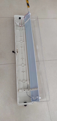 Lumière LED linéaire antidéflagrante ATEX/IECEx/CNEX durable de 0,6 m/1,2 m, qualité industrielle IP66 pour les zones dangereuses, les usines pétrochimiques, minières, maritimes et les installations énergétiques. La conception économe en énergie réduit