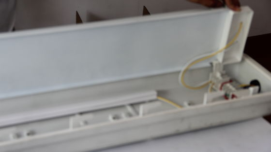 Pour zones dangereuses : pétrole et gaz, usines chimiques, mines, installations maritimes. Luminaire LED linéaire antidéflagrant de qualité industrielle IP66. Conception économe en énergie, durable. 0,6/1,2 m ATEX/IECEx/CNEX