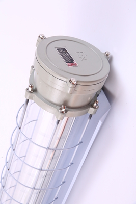 Pour environnements humides Zones 21 et 22, résistant à la corrosion Ex Db Eb IIC T6 Gb, Ex Tb IIIC T80°C Db, Luminaire linéaire LED ATEX antidéflagrant durable 100lm/w IP66