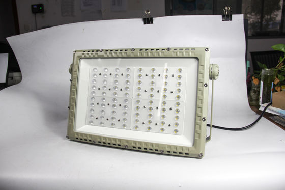 Projecteur routier LED antidéflagrant ATEX 250W avec durée de vie de 50000H | Éclairage pour zones dangereuses certifié CNEX