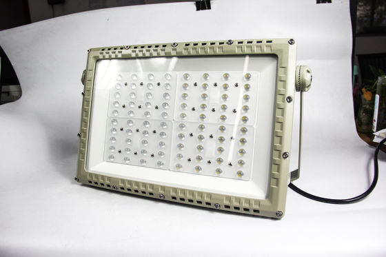 Projecteur routier LED antidéflagrant ATEX 250W avec durée de vie de 50000H | Éclairage pour zones dangereuses certifié CNEX