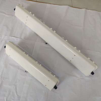 Éclairage fluorescent résistant aux explosions Éclairage robuste et sûr pour les lieux de travail explosifs et inflammables