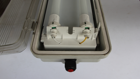Luminaire linéaire antidéflagrant durable série BYS avec triple certification – Luminaire LED pour zones dangereuses approuvé ATEX/IECEx/CNEX, indice de protection IP66, garantie de 5 ans, puissance et taille personnalisables