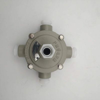 Boîte de jonction antidéflagrante avec entrée de câble G1/2, tension 220V/380VAC et paramètres personnalisables par le client