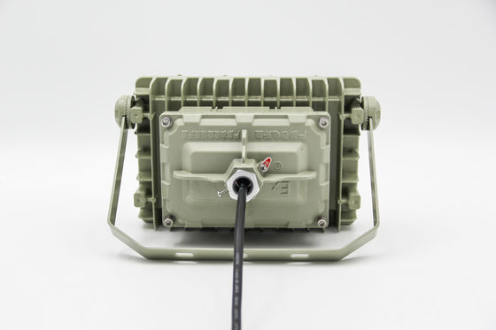 Éclairage de rue à LED résistant aux explosions pour parking Garage Bouclier de reflet 150W-250W