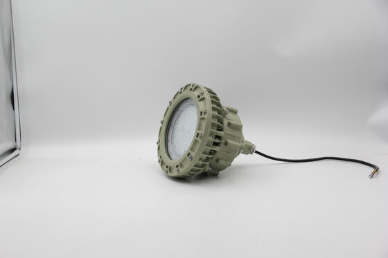 Projecteur LED antidéflagrant en aluminium moulé certifié ATEX IECEx, polyvalent et sûr pour les zones 1 et 2