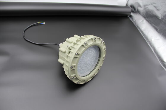 Lumière LED haute baie imperméable à l'eau IP66 à l'épreuve des explosions ATEX IECEx CNEX Certifiée pour les industries dangereuses