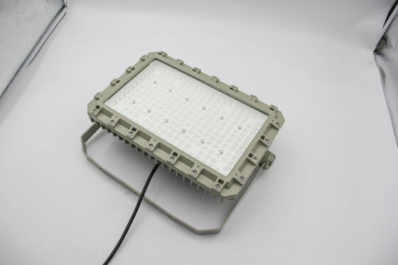 Garantie de cinq ans Éclairage industriel à haute efficacité énergétique Ip66 140lm/W Projecteur LED antidéflagrant | Certifié Atex/Iecex Zones 1 et 2