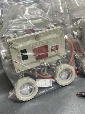 Projecteur de secours antidéflagrant 180min à double spot pour zones dangereuses 1/21 avec certification ATEX