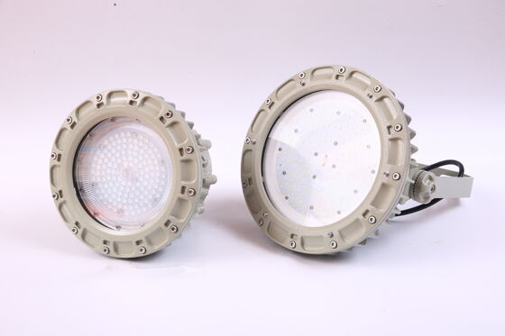 Ex IIC T6 ATEX IECEx IP66 WF2 éclairage haute baie résistant à l'explosion par pulvérisation de sel 50w-240w pour plateforme de forage en mer