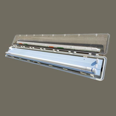 Lumière à l'épreuve d'explosion IP66 à LED 220V T5 T8 Tube ATEX pour les zones dangereuses