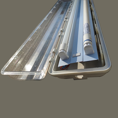 Lumière à l'épreuve d'explosion IP66 à LED 220V T5 T8 Tube ATEX pour les zones dangereuses